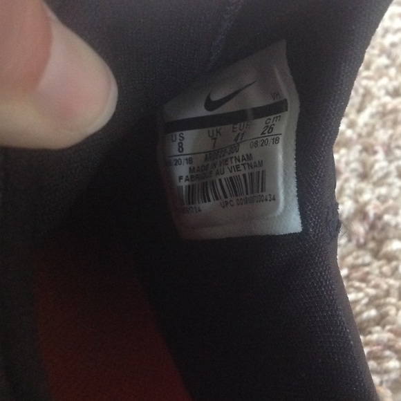 nike run utility shield rival